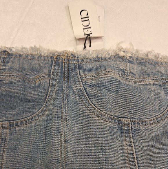 Cider Strapless Denim Dress - Picture 9 of 16